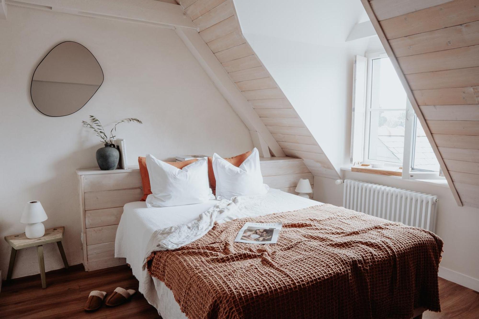 Classic Double Room,1542665797:JPEG